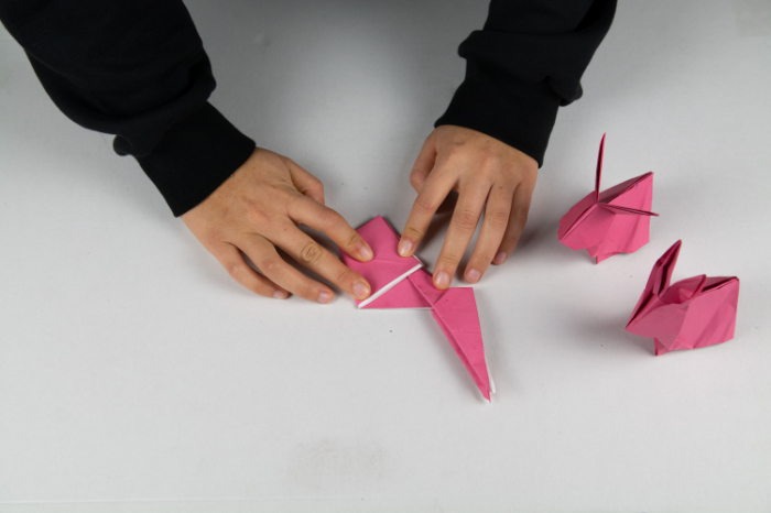 Der Rücken des Origami Osterhasen