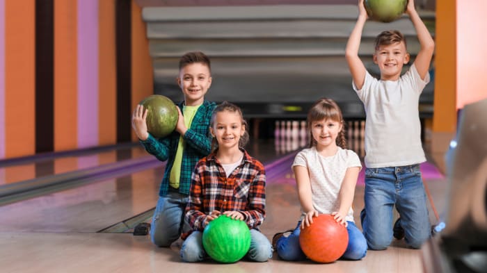 Feiern auf der Bowlingbahn